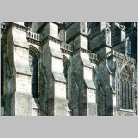 Chartres, 14, Langhaus Strebesystem von SW, Foto Heinz Theuerkauf, ShiftN.jpg